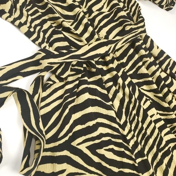 Faithfull the Brand Black & Cream Zebra Print Dress Size 6 Medium - Picture 7 of 12